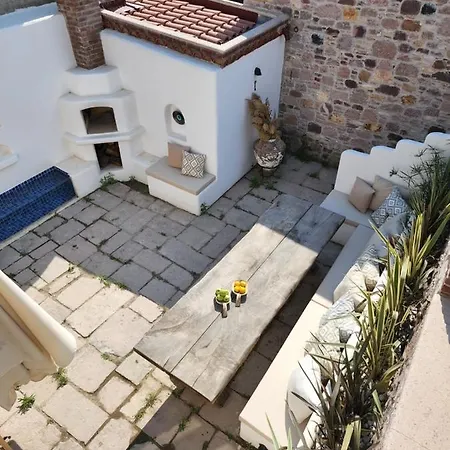 בית נופש Bahcedaki Ayvalı